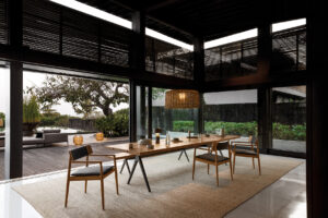 split raw & archi dining set